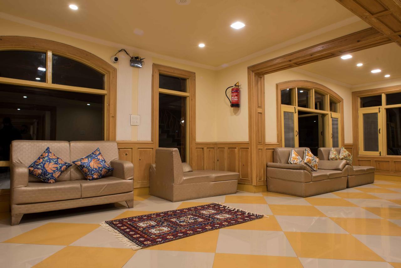 Hotel Imperial Resorts Sonamarg Bagian luar foto
