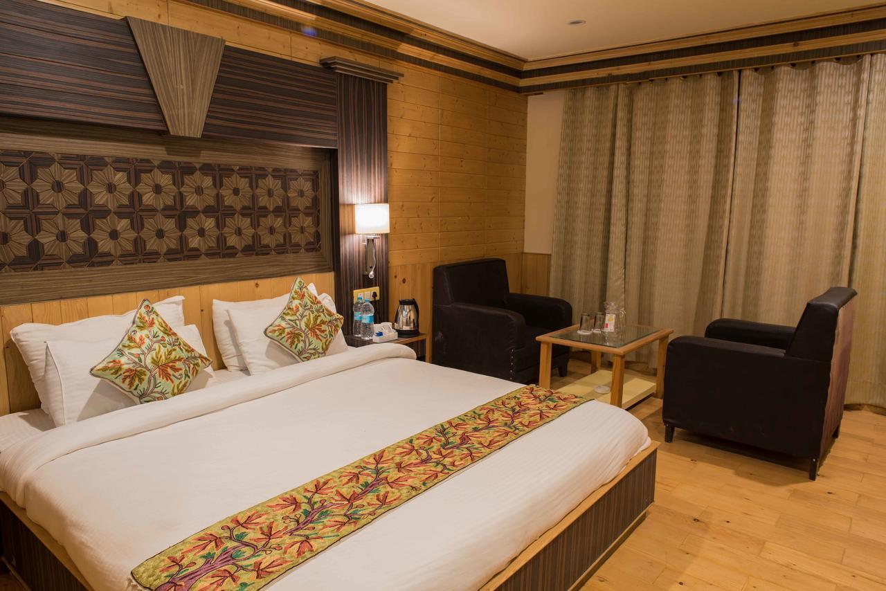 Hotel Imperial Resorts Sonamarg Bagian luar foto