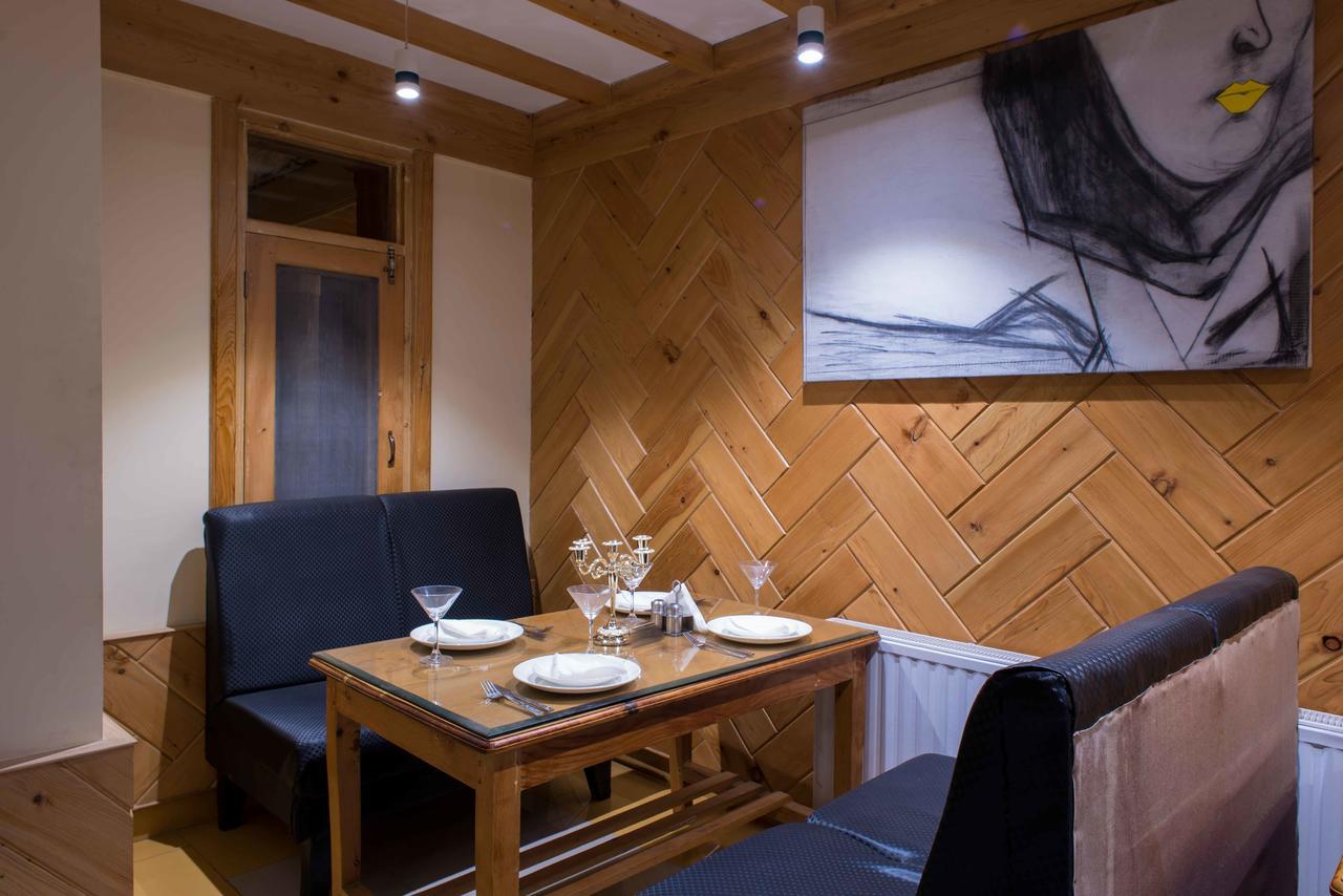 Hotel Imperial Resorts Sonamarg Bagian luar foto